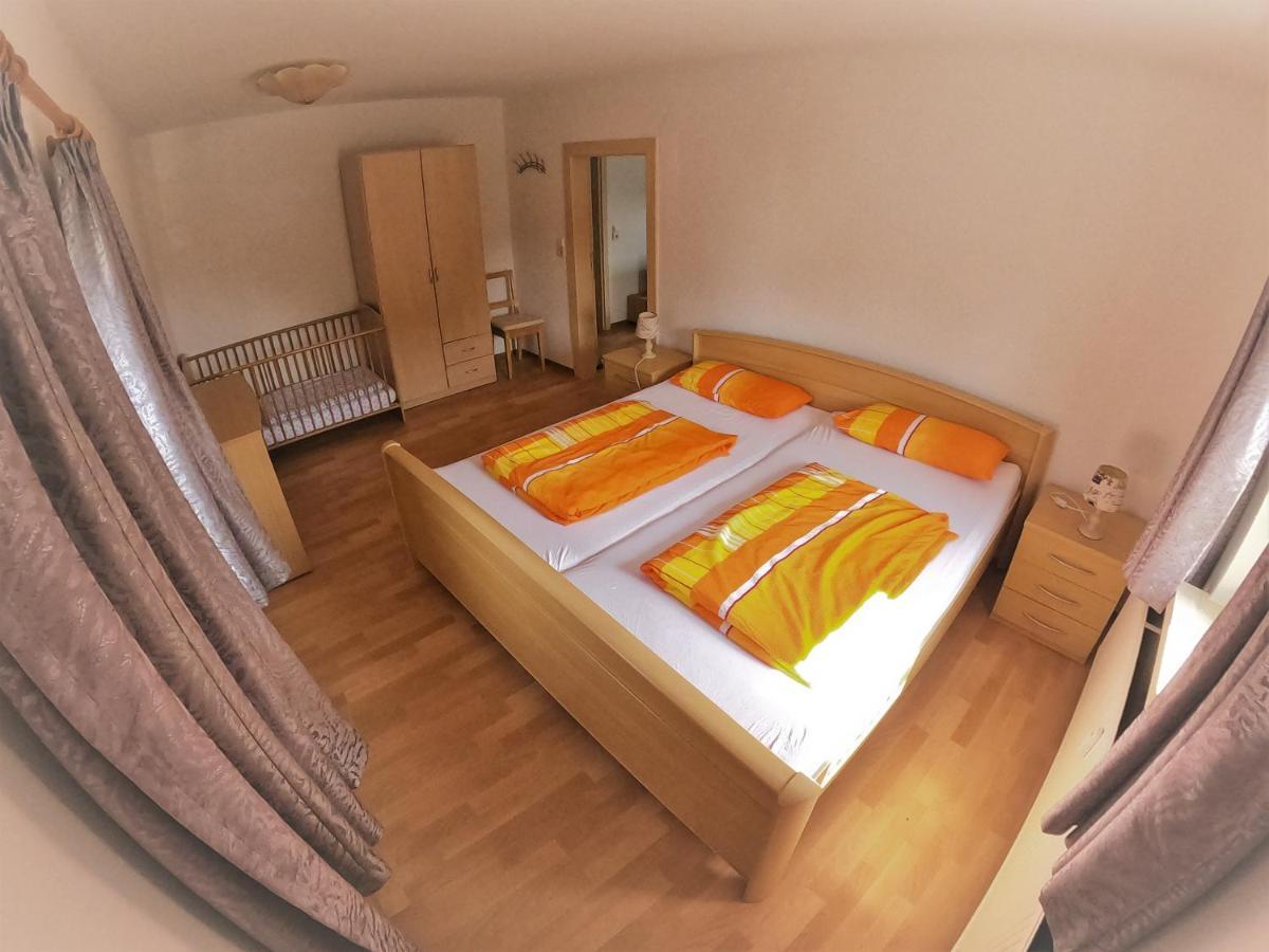 Ferienwohnung Haubner Neukieritzsch Екстер'єр фото